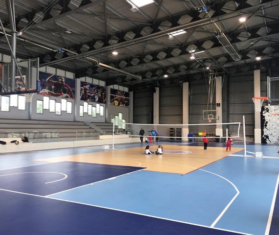 ODTÜ Ülkem Koleji spor salonu - Manisa 